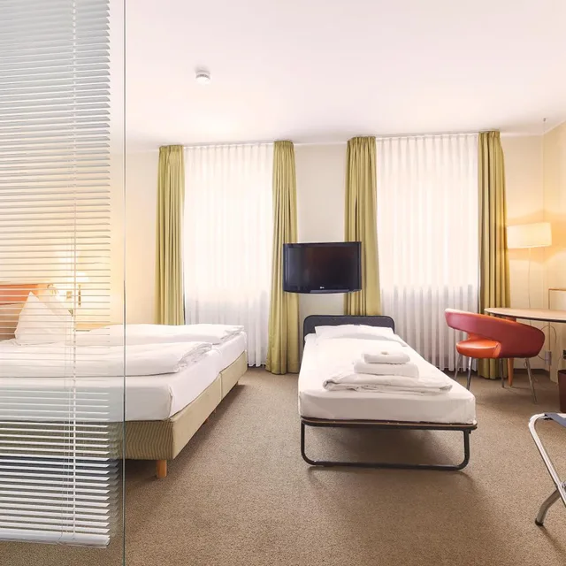 Room, Double Bed, with Extra Bed, HOTEL AM JAKOBSMARKT 4/8