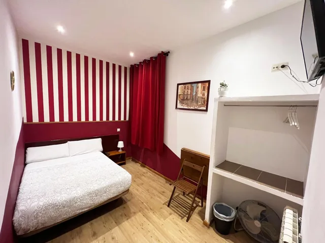 غرفة بسرير مزدوج بحمام مشترك، La Casa de La Plaza 4/6