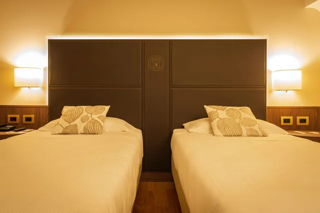 Room, Double Bed, Alla Torre 4/9
