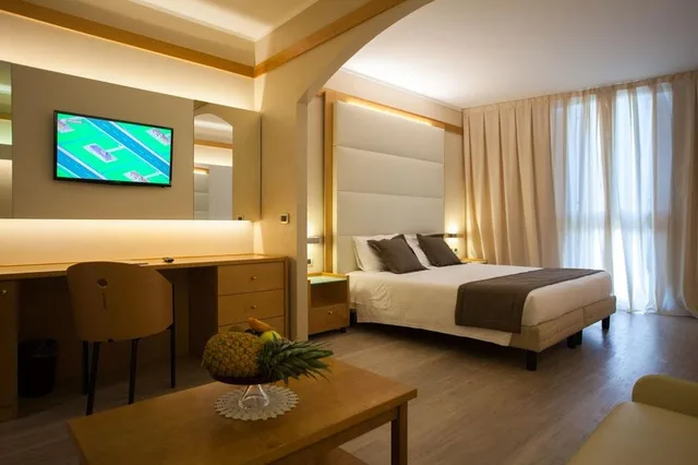 غرفة ديلوكس رباعية، Park Hotel Ai Pini 2/3