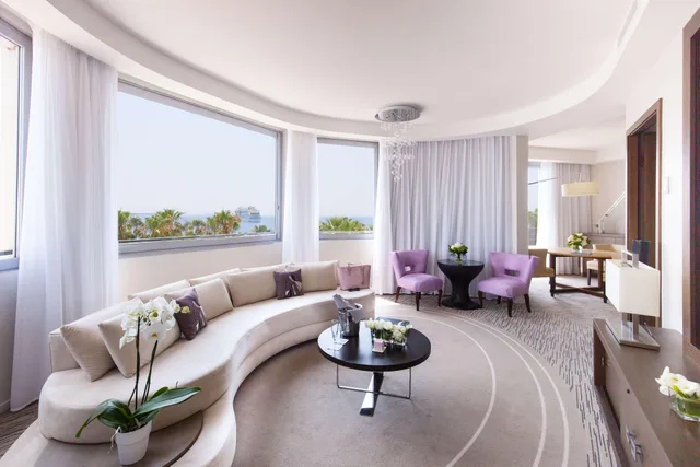 جناح بإطلالة على البحر بغرفة نوم واحدة، Canopy by Hilton Cannes 1/1