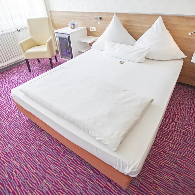 غرفة مفردة، Hotel Am Bismarck 4/7