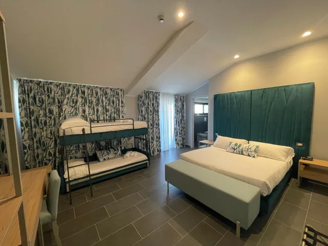 Comfort, Quadruple, Sant Elia Hotel 5/7