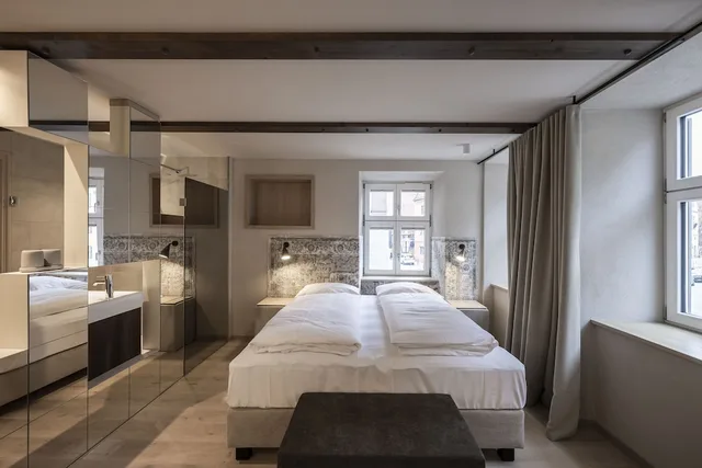 غرفة سوبيريور بسرير كوين، HOTEL & SPA Goldene Rose 3/4