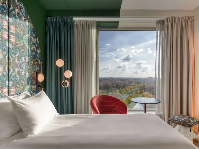 غرفة بسريرين منفصلين بإطلالة على المتنزه، ibis Styles Rotterdam Ahoy 3/9