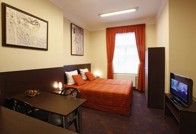 شقة عائلية بسرير كوين وسريرين فرديين بغرفتي نوم، Anyday Apartments 9/10