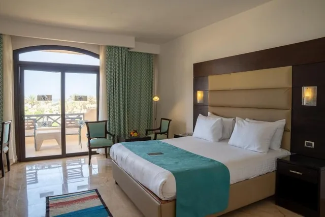 غرفة عائلية بسرير مزدوج بإطلالة على البحر، Blend Elphistone Resort Marsa Alam 1/4