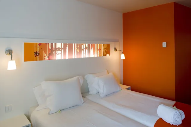 Room, Twin Beds, Star Inn Porto 5/7