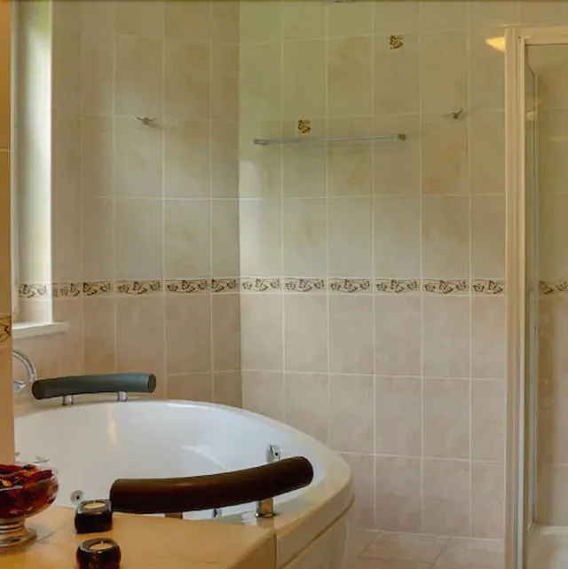 غرفة قياسية بسرير مزدوج، DeSalis Hotel London Stansted 1/1