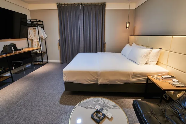 غرفة بريميوم بسرير مزدوج، West In Hotel 5/10