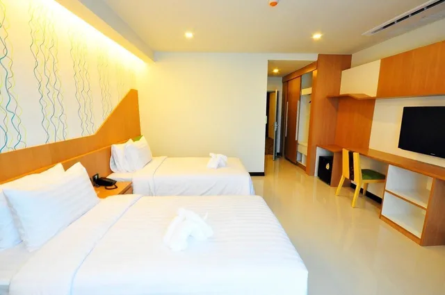 غرفة ديلوكس بسريرين منفصلين، 42C The Chic Hotel 1/8