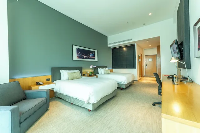 Deluxe, 2 Queen Beds, High Floor, The Paragon Hotel Mexico City Santa Fe by Accor 3/8