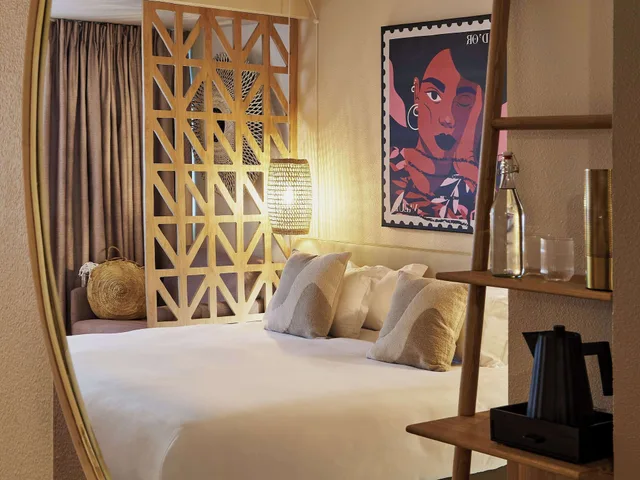 غرفة كلاسيكية بسرير مزدوج بإطلالة على المدينة، Mercure St Raphael Centre Plage 8/10