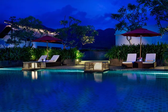 NARADA RESORT AND SPA PERFUME BAY، Wanning 42/46