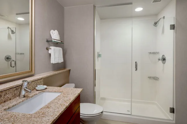 استوديو بسرير كينج مع أريكة، Residence Inn Fairfax City 4/7