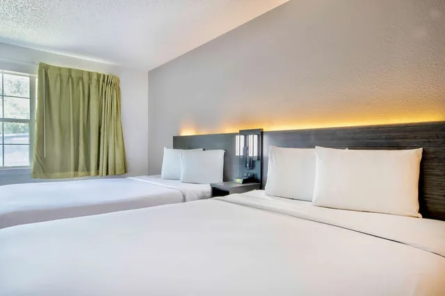 Standard, 2 Double Beds, Accessible, Studio 6 Extended Stay - San Antonio, TX - Medical Center 2/7