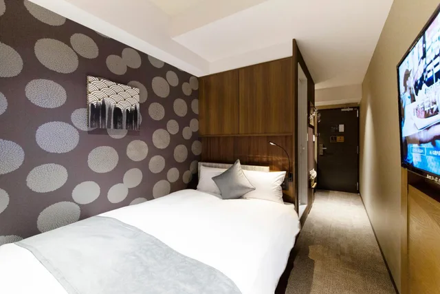 Standard, Double Bed, Smoking, Hotel Hillarys Shinsaibashi 2/5