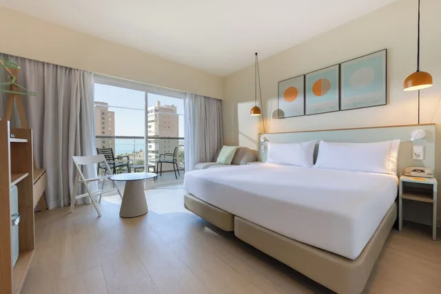 Superior, Double Bed, Sol Principe Hotel 2/8