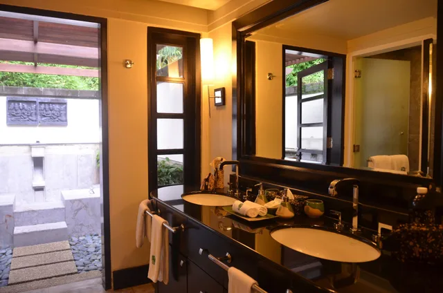 2 Bedrooms, Rainforest, Villa, 2 King Beds, Ocean Front, Banyan Tree Bintan 8/10
