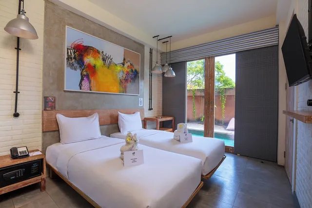 Deluxe, Double Bed, Pool Access, FRii Bali Echo Beach 3/7