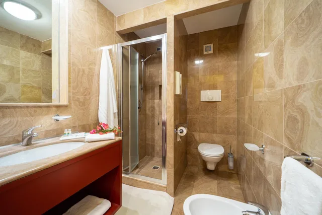 غرفة عائلية، Hotel Santa Lucia 5/9