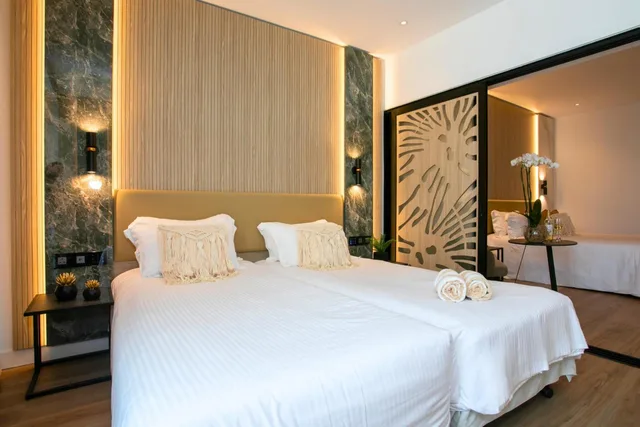 Superior, Family, Quadruple, Side Sea View، Cavo Maris Beach Hotel 10/10
