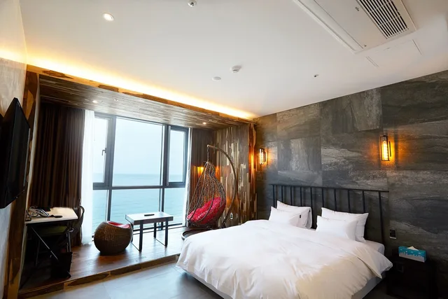 غرفة سوبيريور بسرير مزدوج بإطلالة على البحر، Hotel Laon 6/10