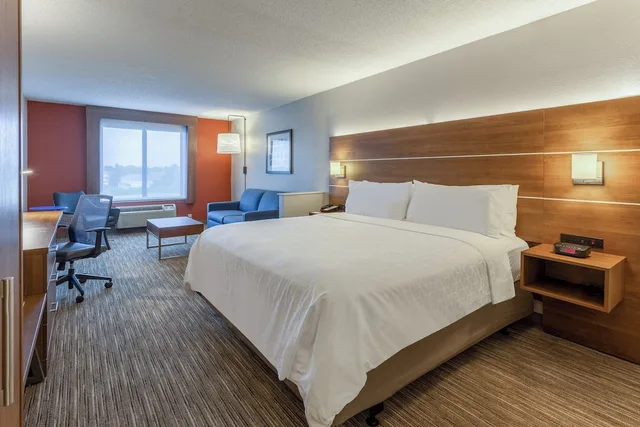 Suite, King Bed, Sofa, Holiday Inn Express Hotel & Suites O'fallon/Shiloh 1/3