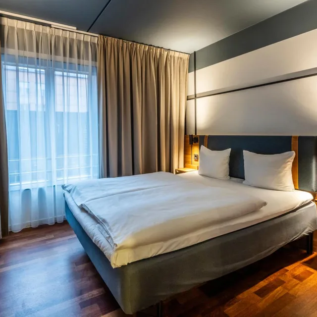 Compact, King Bed، Comfort Hotel Vesterbro 2/4