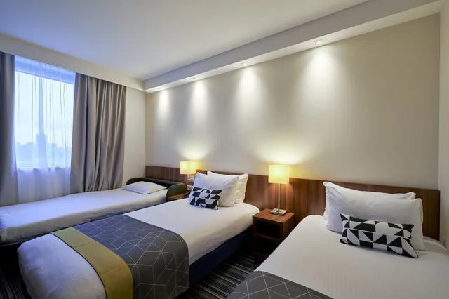 Standard, Multiple Beds، Holiday Inn Express Strasbourg Centre 1/6