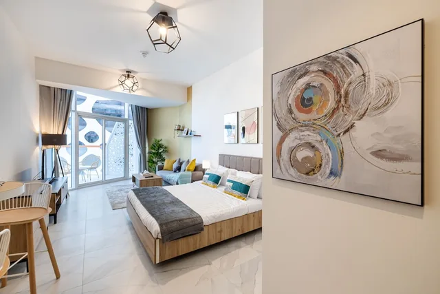 Deluxe, Studio, King Bed, Burj Khalifa View، Unlock Waterfront Edge Business bay 1/3