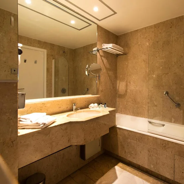 غرفة قياسية بسرير مزدوج بشرفة بإطلالة، Hotel Beau Rivage 4/4
