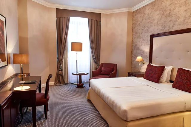 غرفة سوبيريور مفردة، STEIGENBERGER FRANKFURTER HOF 2/2
