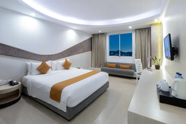 غرفة سوبيريور بسرير كوين، Aston Cirebon Hotel and Convention Center 1/4