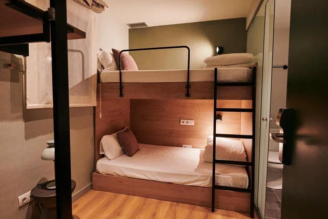 Room, Twin Beds, Bunk Bed, Hotel TOC Hotel Las Ramblas 2/3