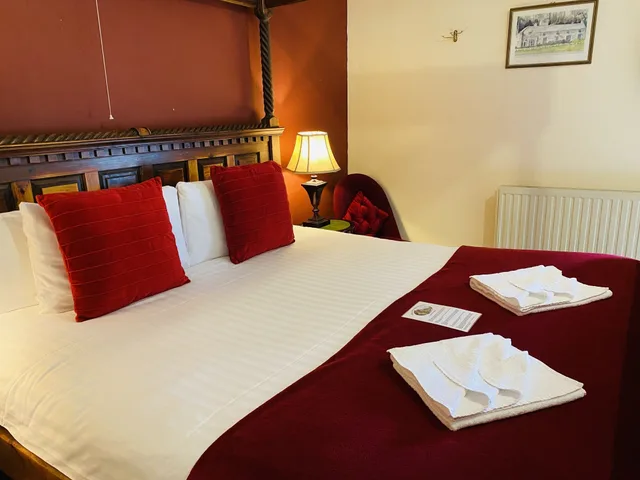 Four Poster, King Bed، St. Benets Abbey - Guest house 2/5