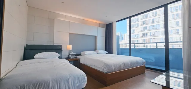 جناح رئاسي، Sunset Hotel 10/10