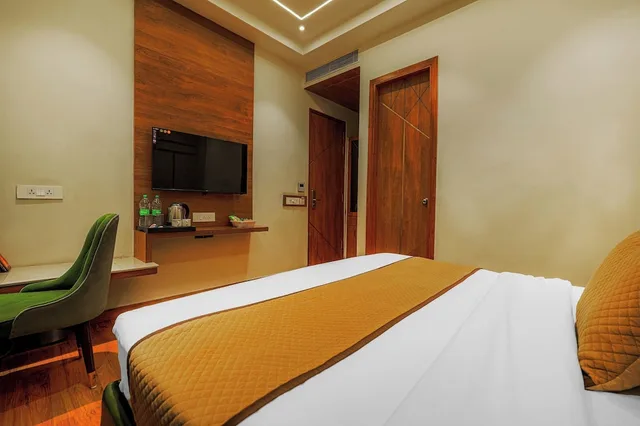 غرفة بريميوم بسرير كينج، INDUS HOTEL 2/10