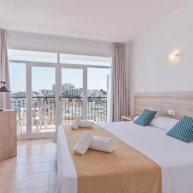 غرفة بسرير مزدوج، Suncoast Ibiza Hotel - Adults Only 4/10