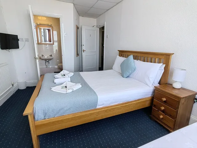 غرفة سوبيريور بسرير مزدوج بإطلالة على البحر، Celtic Bay Guest House 1/3