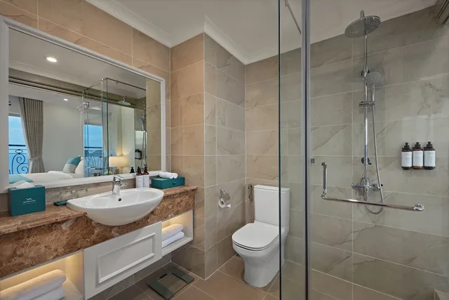 غرفة بريفيليج بسريرين منفصلين بإطلالة على البحر، Mercure Nha Trang Beach 5/5