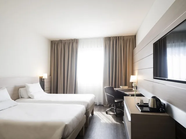غرفة سوبيريور بسريرين منفصلين، NOVOTEL BRESCIA 2 2/10