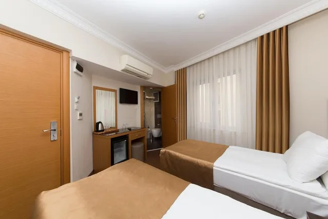 Standard, King Bed, Aspalace Hotel 5/7