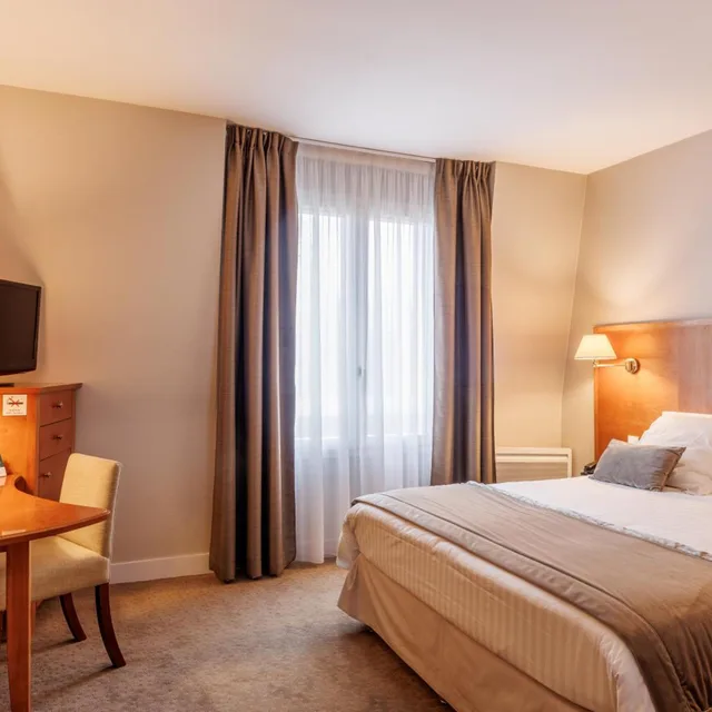 غرفة كلاسيكية مفردة، Hotel Le Relais D Aumale 1/11