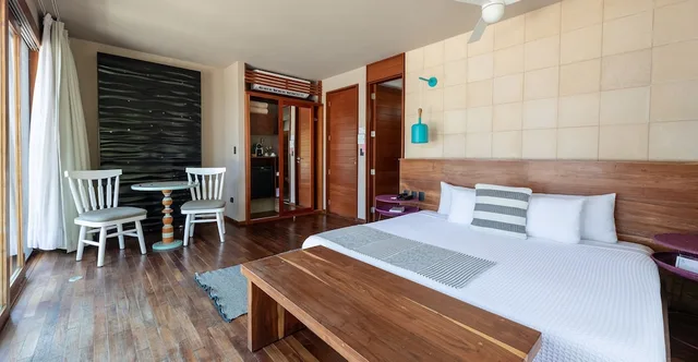 غرفة بسرير كينج بإطلالة جزئية على البحر، Mi Amor by La Zebra, an SLH Hotel 2/9