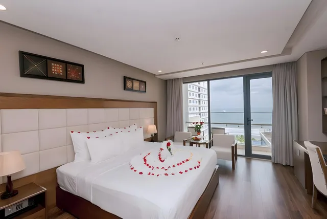 غرفة ديلوكس بسرير فردي بإطلالة على البحر، Grand Sea Hotel 2/3