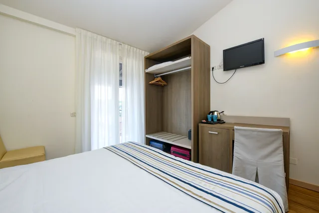 Classic, Double Bed, Lake View, Balcony, Belvedere 1/6