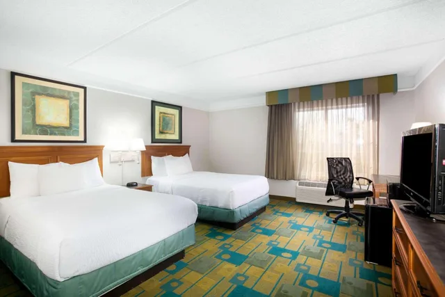 Room, 2 Double Beds, Bathtub, Accessible, Fairfield by Marriott Inn & Suites Austin West 2/9