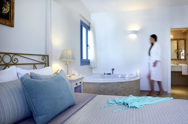 Executive, Suite, 1 Double and 3 Single Beds, Hot Tub، Mitos Suites 9/10