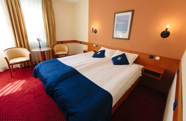 Standard, Single, Double Bed, Mediterran Hotel 5/10